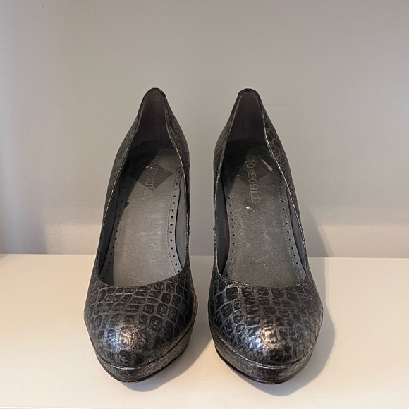 Leather heels - Picture 2 of 4